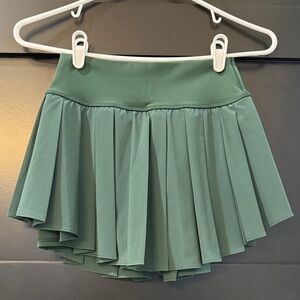 Offline Asymmetrical Hem Skirt with Briefs